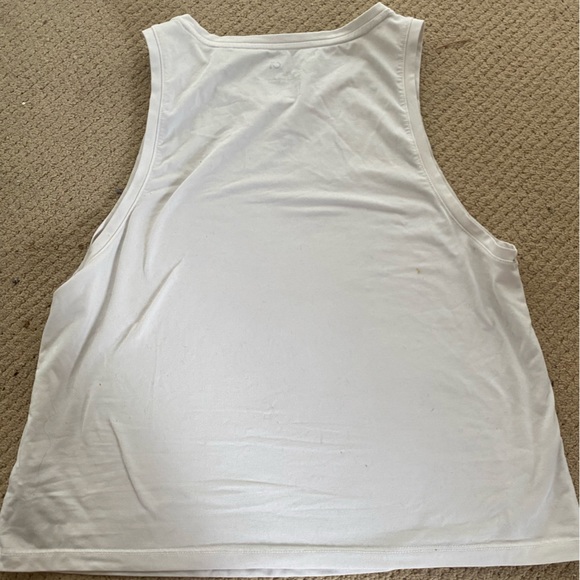 Gap Fit Active Tank - Picture 3 of 3